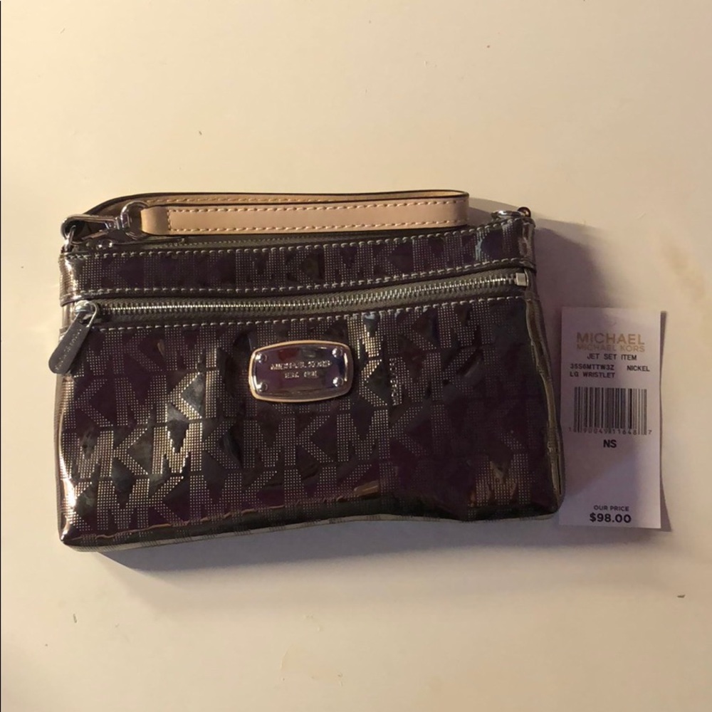 NWT MICHAEL KORS Nickel Monogram Metallic Wristlet